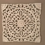 Ornamenttafel im Wartezimmer